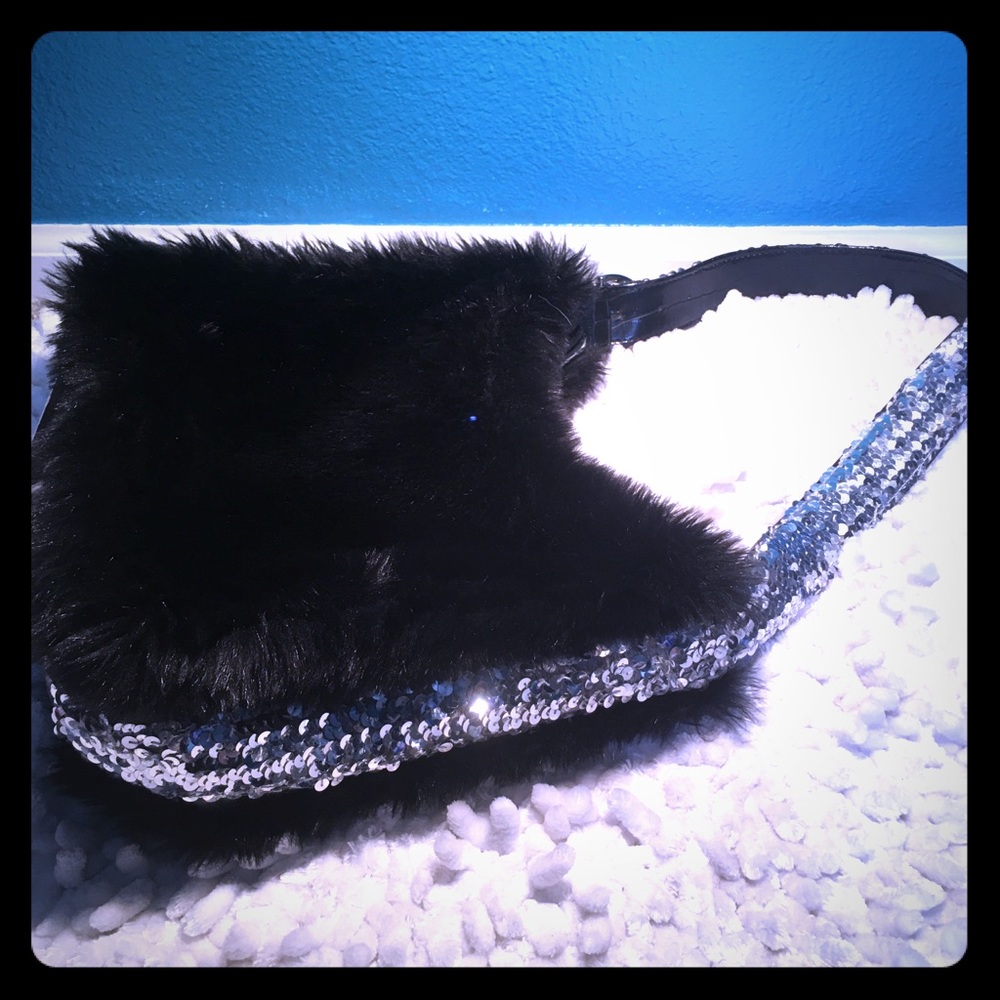Black Fuzzy Bag